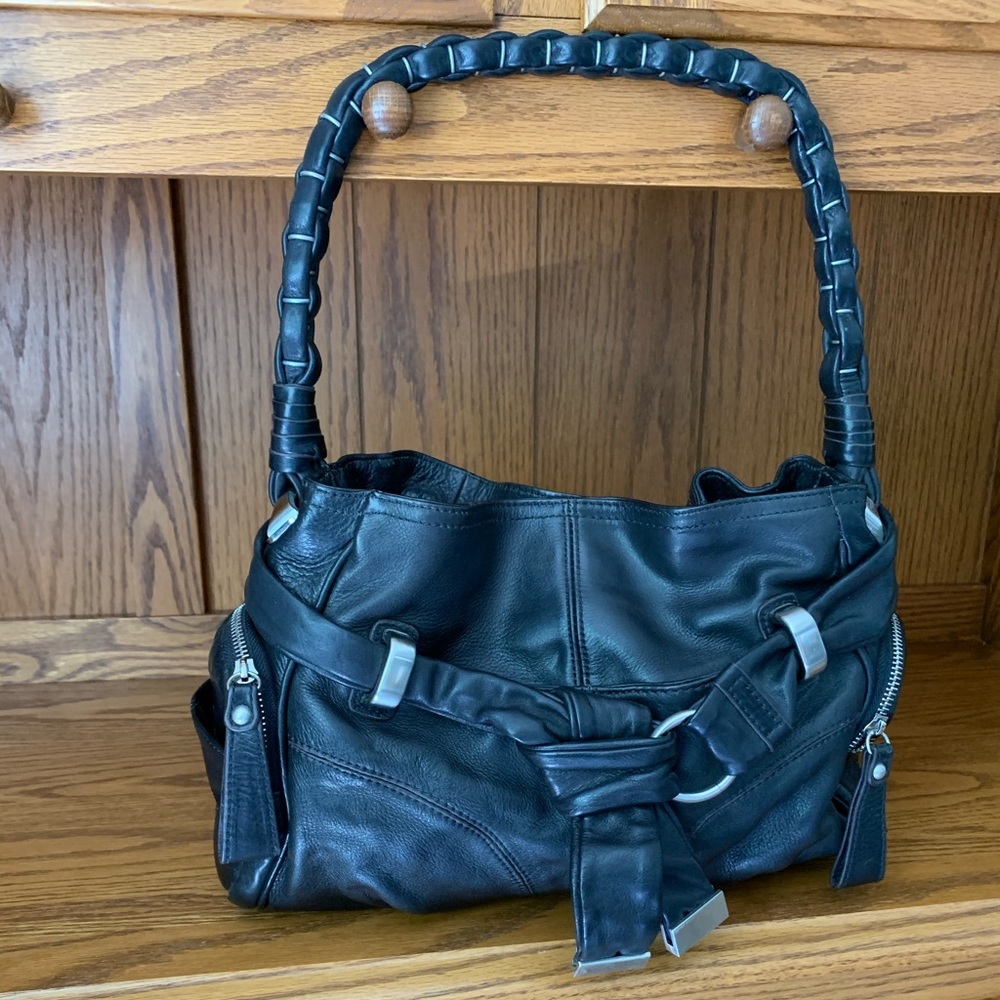 Black Leather B Makowsky shoulder bag